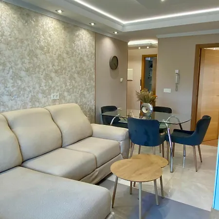 Apartamento Coqueto apartamento cerca de la playa con parking